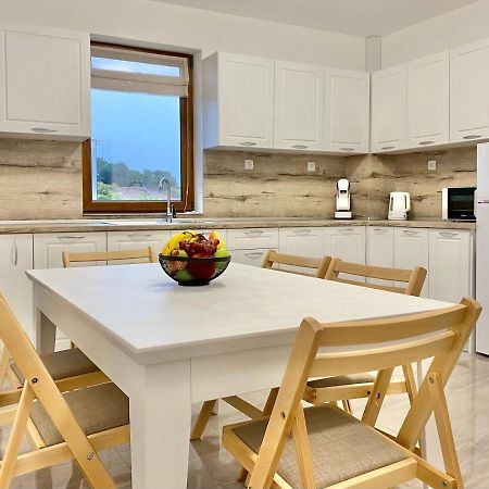 Spacious & Cozy 2 Bed Apartment With Work Space & Fast Wi-Fi Стара-Заґора Екстер'єр фото
